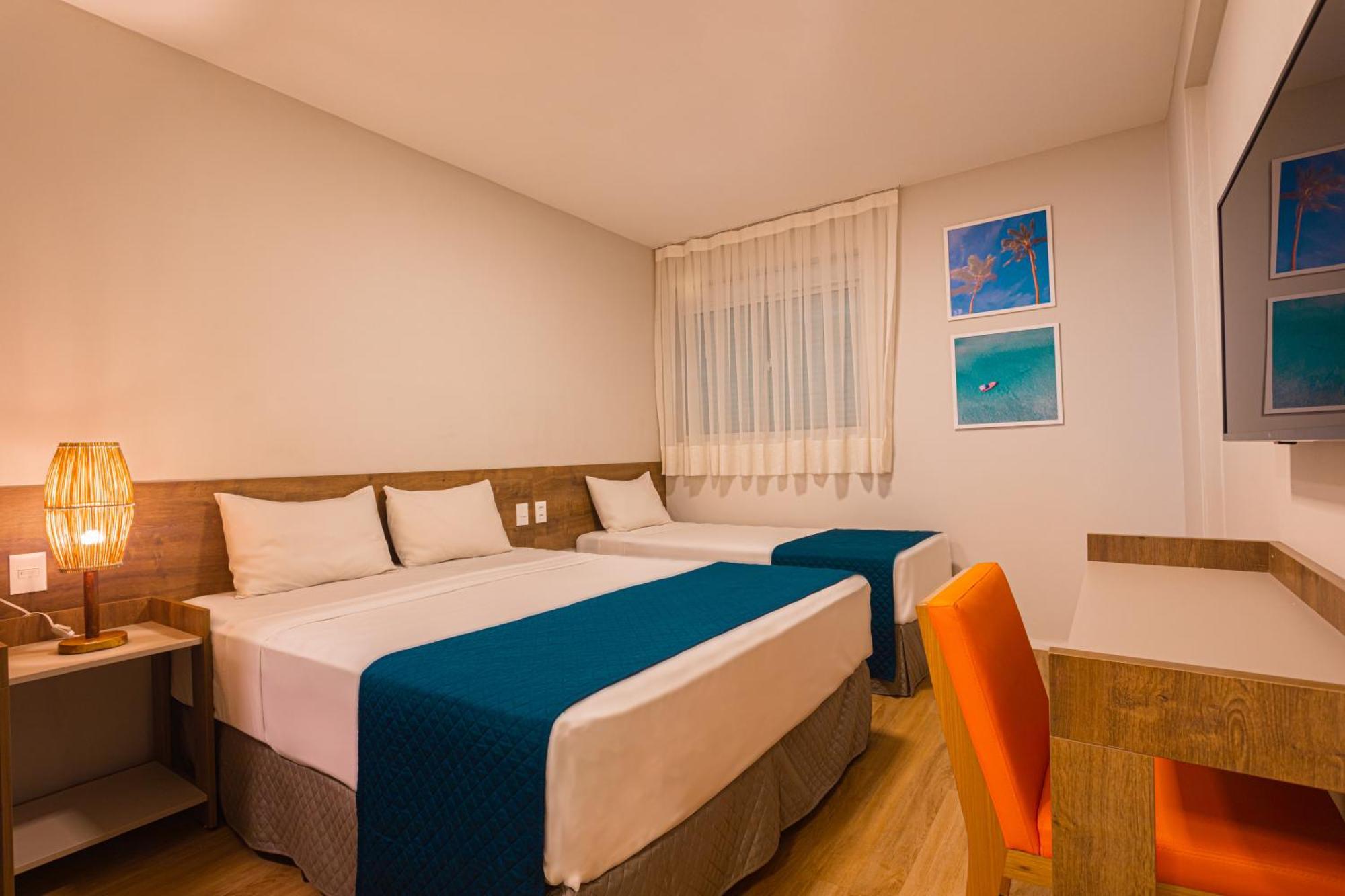 Quarto Duplo com Cama Extra