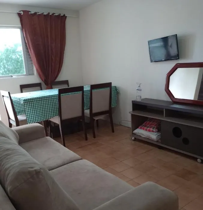 Apartamento 1/4 Amplo Otima Localizacao-1