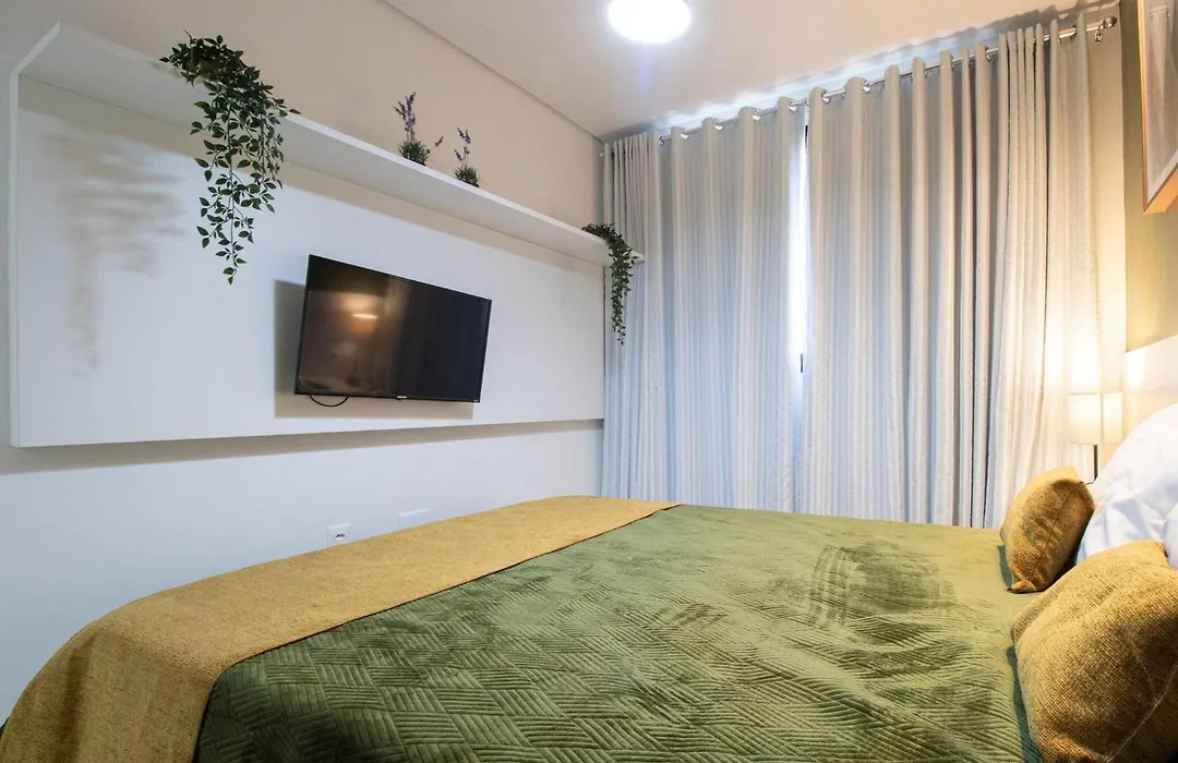 Apartamento com Varanda e Vista Mar 3min da praia-1