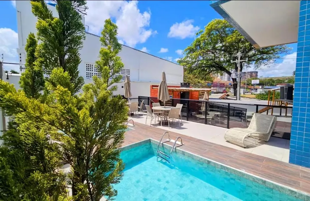 Amplo novo e moderno apartamento em linda praia de Maceió-1