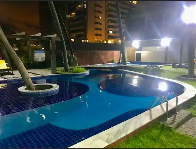 Cobertura duplex com piscina a beira-mar de Guaxuma-1