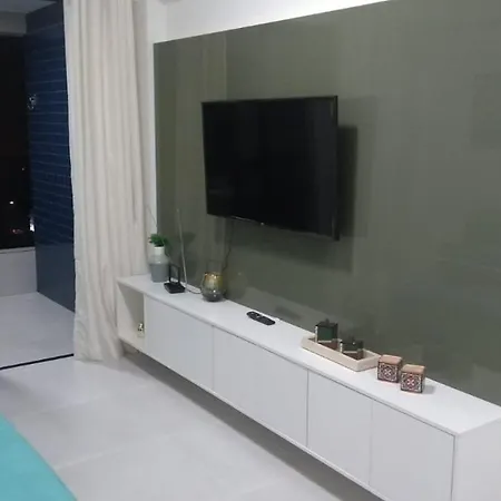 Apartamento de luxo no coração da ponta verde-2