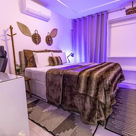 Apartamento 50m entre Ponta Verde e Jatiúca com Garagem-2
